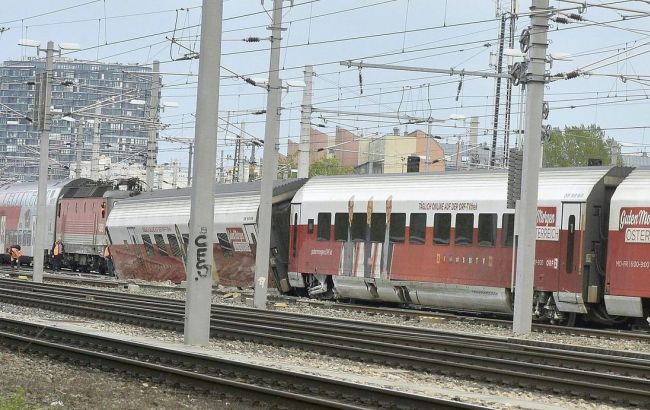 В Австрии на вокзале в Вене столкнулись два поезда, есть пострадавшие