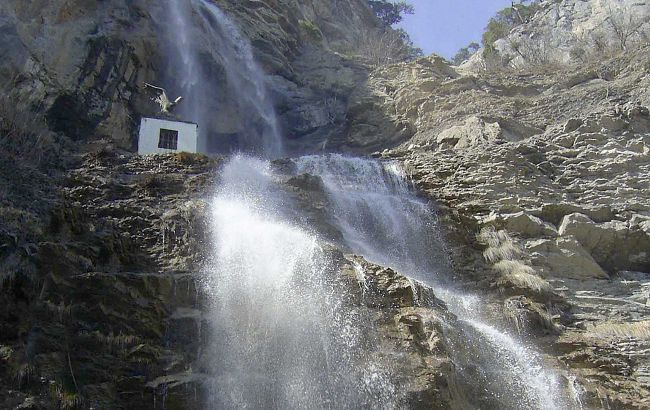 В Крыму пересох самый высокий водопад Украины: как он сейчас выглядит