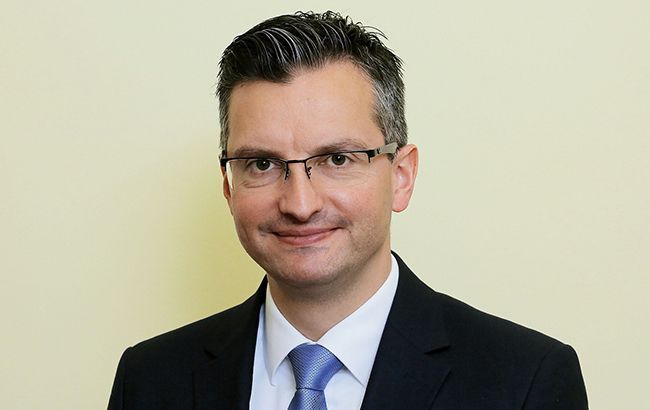 Премьер Словении подал в отставку