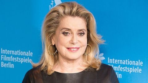 У Катрин Денев случился инсульт: врачи о состоянии актрисы