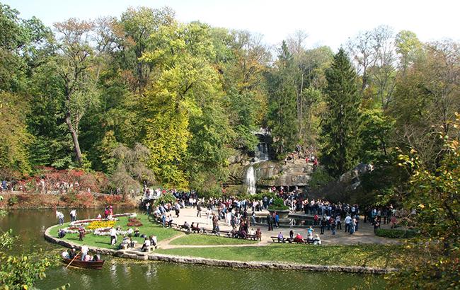 В сети показали, как выглядел знаменитый парк "Софиевка" в 1904 году