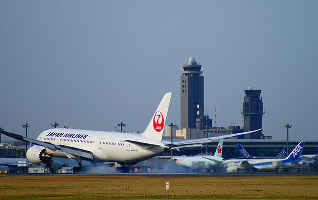 Из-за тайфуна в Японии отменили более 160 рейсов