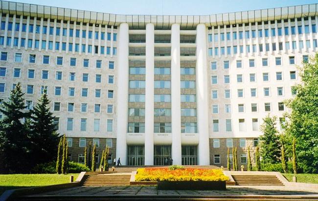 Парламент Молдови прийняв закон про перехід на змішану виборчу систему