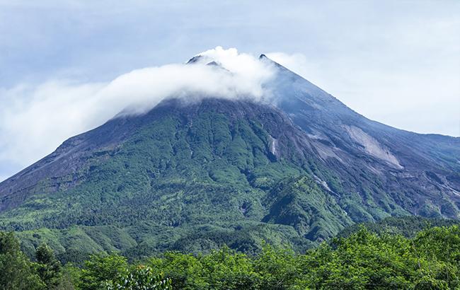 На Балі евакуювали понад 75 тис. осіб через загрозу виверження вулкана