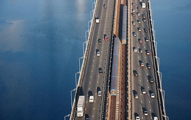 Завтра на Південному мосту буде частково обмежено рух транспорту