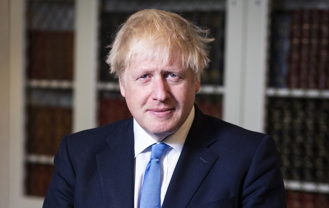 Проти прем'єр-міністра Британії почали розслідування через його відпочинок на Карибах