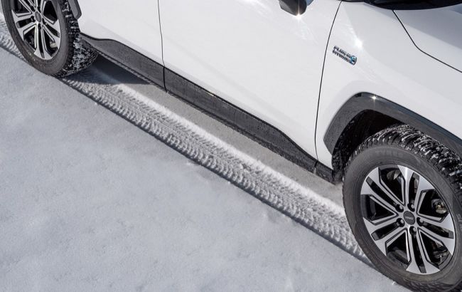 Широкие или узкие? Какие зимние шины лучше для украинских дорог