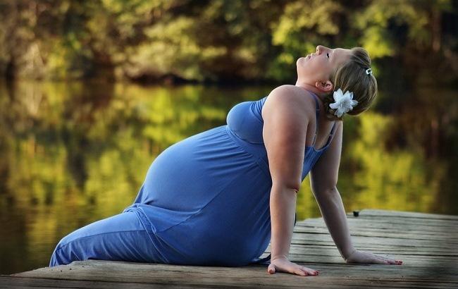 Косметолог ответила, какие процедуры не следует делать во время беременности