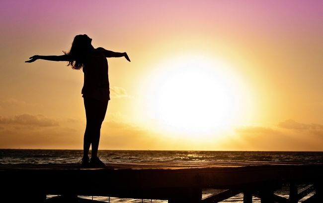 Гороскоп на сентябрь для всех знаков Зодиака: кого ждет удача в деньгах, любви и карьере