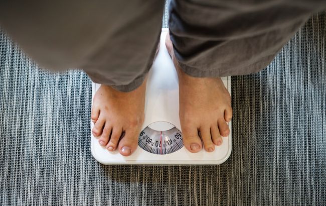 Почему часто появляется лишний вес: нутрициолог назвала основные причины