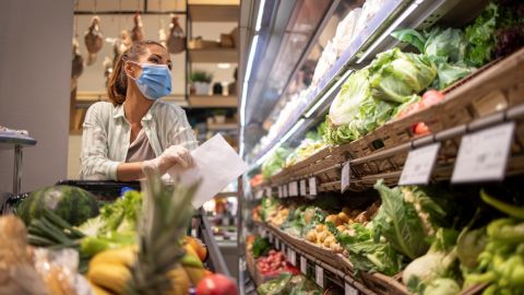 Німеччина хоче посилити карантин після Різдва, працюватимуть тільки магазини