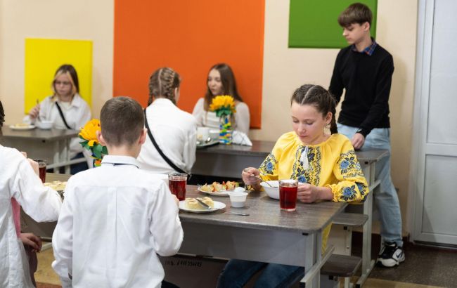 Яку страву найчастіше обирають діти у шкільних їдальнях