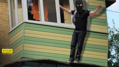 Будьте обережні: у Києві помічений злодій-"еквілібрист" (фото)