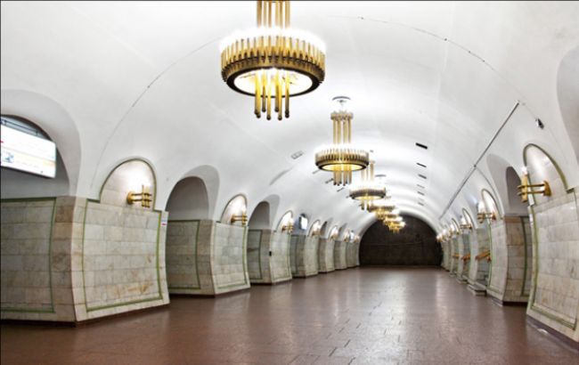 Милиция не нашла взрывчатки на станции метро "Площадь Льва Толстого" в Киеве