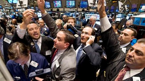 Обвал на фондовых рынках США: стоит ли беспокоиться Украине