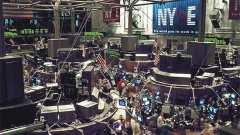 Биржи Европы закрыли торги падением на 7-8%