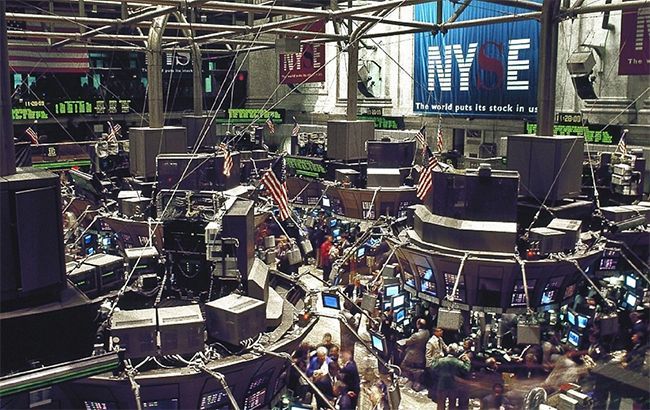 Биржи Европы закрыли торги падением на 7-8%