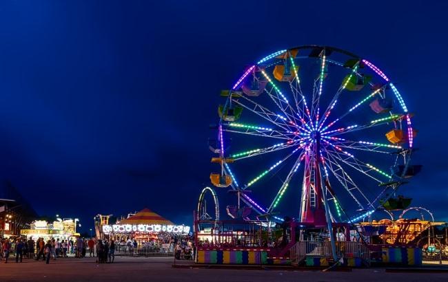 У Львові працівникові парку атракціонів присвоїли звання доброго чарівника