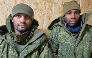 Воїни ЗСУ взяли в полон п'ятьох "м'ясних штурмовиків" з Колумбії (відео)