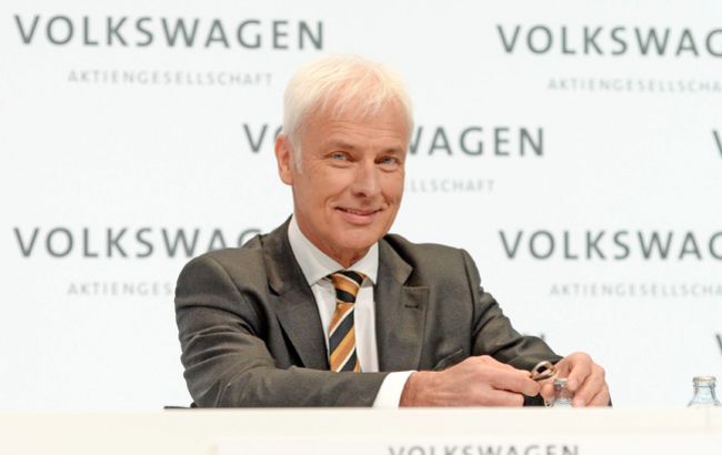 Глава Volkswagen обещает устранить нарушения в автомобилях до конца 2016 г