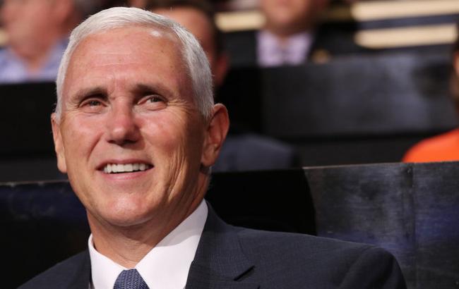 Телефонный разговор Трампа и Путина состоится при участии вице-президента США