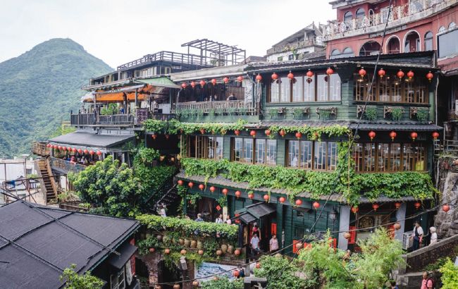 До 700 долларов. Туристам раздадут деньги за посещение популярной локации: детали