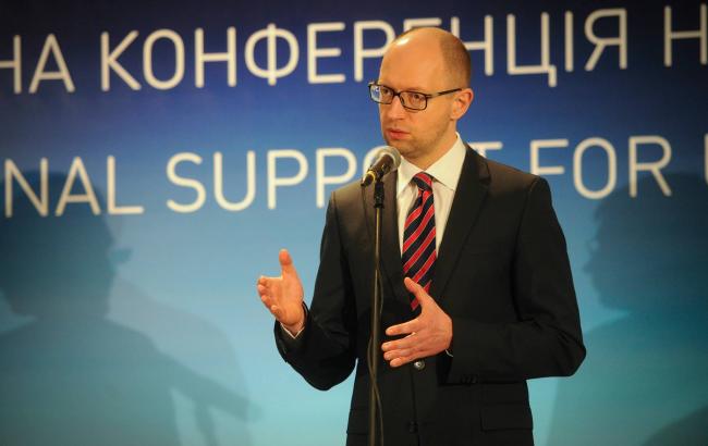 Яценюк: 70% законопроектів, які вносяться Кабміном, не голосуються в Раді