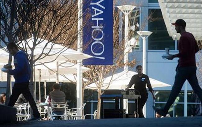 Verizon оцінив інтернет-бізнес Yahoo! у 3 млрд доларів