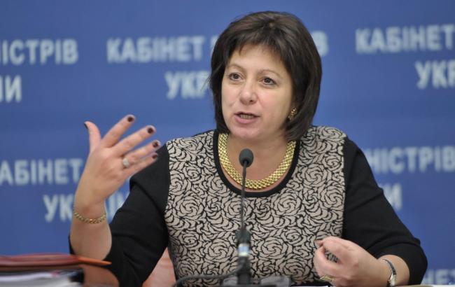 Зниження ЄСВ утворює діру в бюджеті в 70 млрд грн, - Яресько