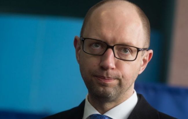 НФ: проросійські олігархи с допомогою "політичних маріонеток" ведуть брудну кампанію проти Яценюка