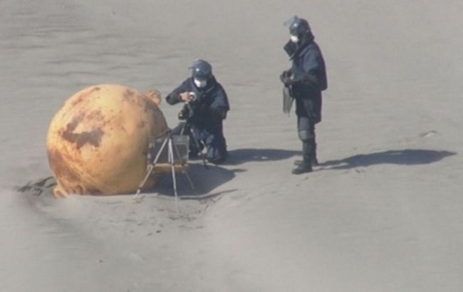 В Японии на берегу моря нашли неизвестный шар, - СМИ (видео)