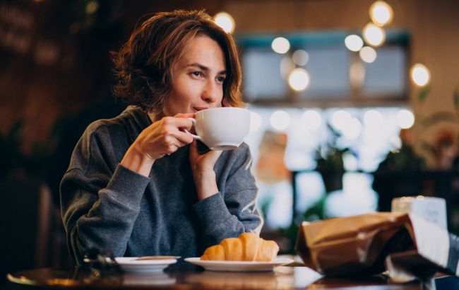 Эксперт объяснила, вредно ли пить кофе на голодный желудок