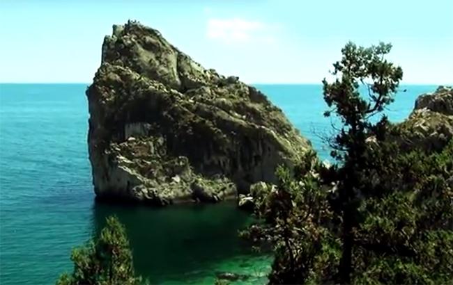 У Криму впав новозбудований міст