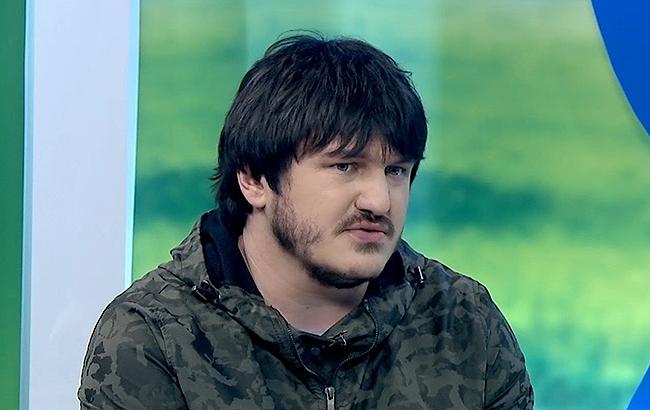 "Накладная дополнительная броня": в сети смеются над располневшим боевиком "ДНР"