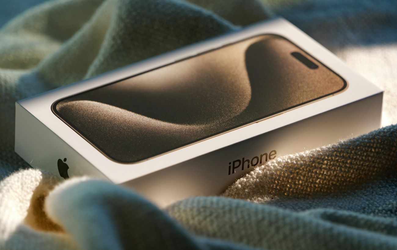 Apple готовит бюджетный iPhone с премиальными функциями: что известно