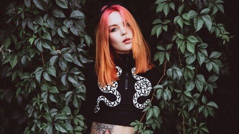 Відома співачка відмовилася від російського громадянства заради України