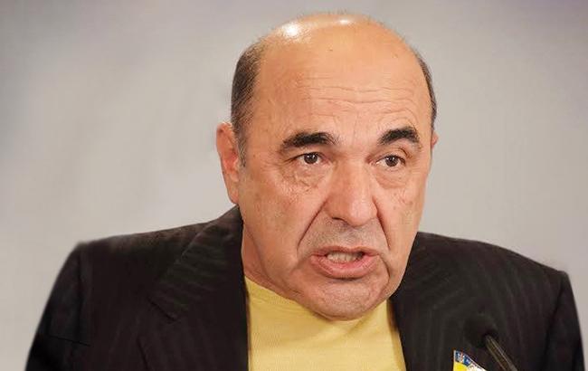 Кабмин "обманывает" пенсионеров, чтобы удержаться у власти, - Рабинович