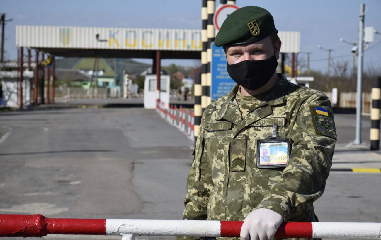 Граница закрыта. Украина из-за «Омикрона» запретила въезд из восьми стран Африки