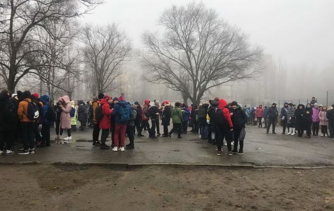 У Миколаєві "замінували" кілька шкіл, учнів і персонал евакуювали