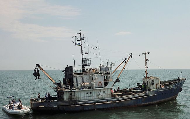 Поліція припинила діяльність підприємств, незаконно виловлюють рибу в Азовському морі