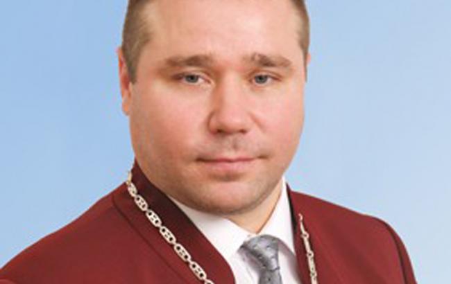 Супруга одного из судей КСУ состоит в руководстве ЛНР, - нардеп