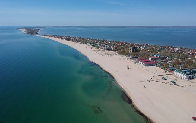 Смотрите, как выглядит популярный курорт Затока в августе (видео)