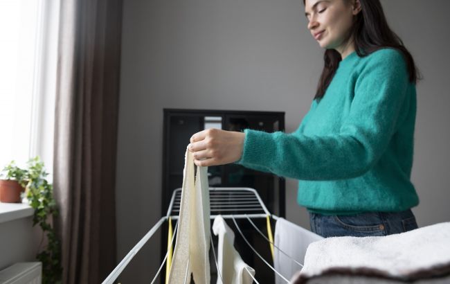 Як висушити одяг у холодній квартирі: ефективні способи без зайвої вологи