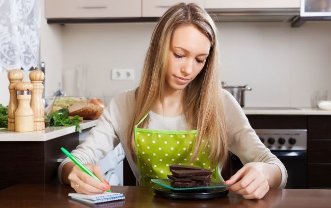 Рахуєте калорії? Ось як не набрати зайву вагу на новорічні свята