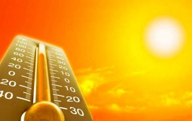 На зло зиме: синоптики предупредили об аномально жарком лете 2017