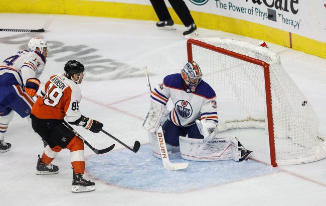 Вінгер "Філадельфії" з дублем проти фаворита сезону очолив топ-3 зірок вечора НХЛ: відео