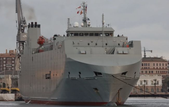 В Польшу прибыл испанский корабль с 200 тоннами военной помощи для Украины