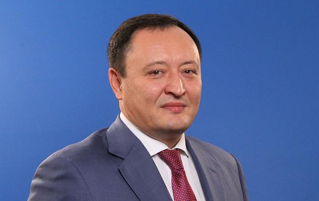 Глава Запорізької ОДА не задекларував 5 авто і витрати на закордонні подорожі