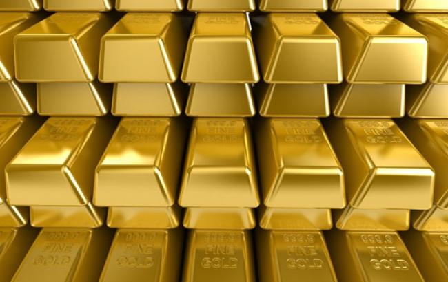 Не все то золото: украинцы рискуют купить поддельные слитки банковских металлов