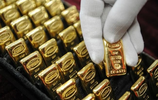 НБУ підвищив курс золота до 337,1 тис. гривень за 10 унцій 
